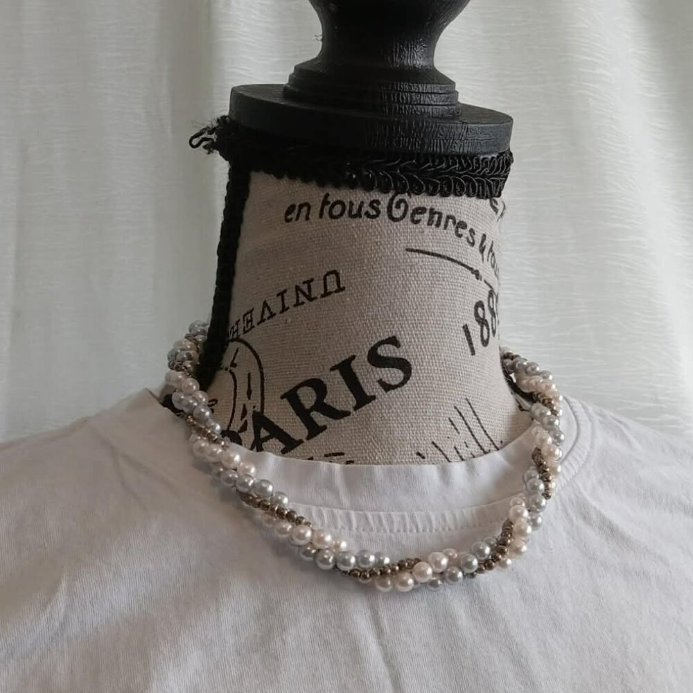 VINTAGE 1940's FAUX PEARL NECKLACE CHOKER WITH TWISTED STRANDS